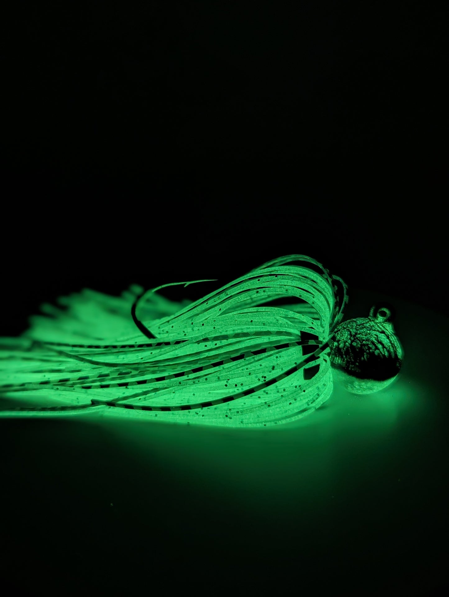 "UV White" - 3/4oz Rea-Burb Jig - Vendor Pricing